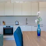 Due - Beautiful Apartment