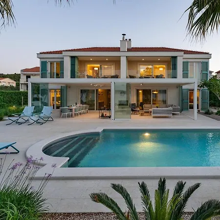 Apartment Due - Beautiful