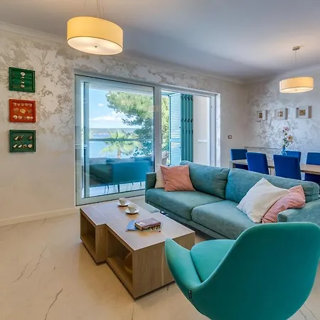 Due - Beautiful Apartment